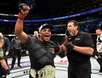 Still Champion! Отчёт о главных поединках UFC 210 Still Champion! Отчёт о главных поединках UFC 210