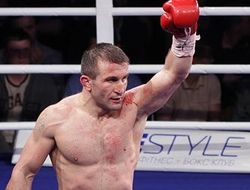 У Автандила Хурцидзе требуют от WBO принудить Сондерса к бою фото - У Автандила Хурцидзе требуют от WBO принудить Сондерса к бою