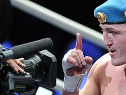 Денис Лебедев собирается готовиться к бою с Джонсом в Лос-Анджелесе фото - Денис Лебедев собирается готовиться к бою с Джонсом в Лос-Анджелесе