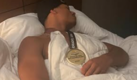 Хирн подписал топ-таланта хэвивейта Хирн подписал топ-таланта хэвивейта