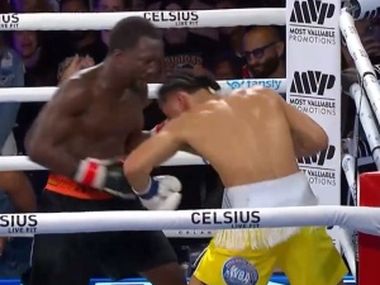 Обновлено! Апсетище! Барау отобрал полутитул у Тельеса: видео Обновлено! Апсетище! Барау отобрал полутитул у Тельеса: видео - фото