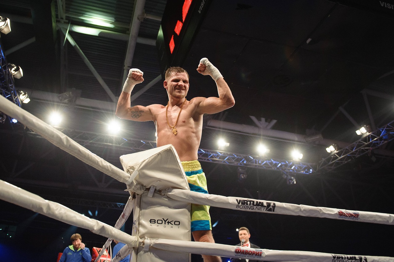 Все чемпионы мира по боксу из Украины на профиринге: имена и факты Все чемпионы мира по боксу из Украины на профиринге: имена и факты