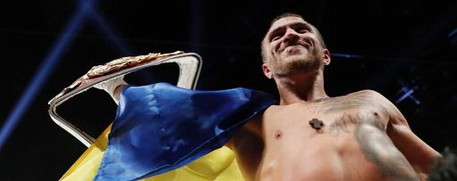 lomachenko-walters-fight (4).jpg