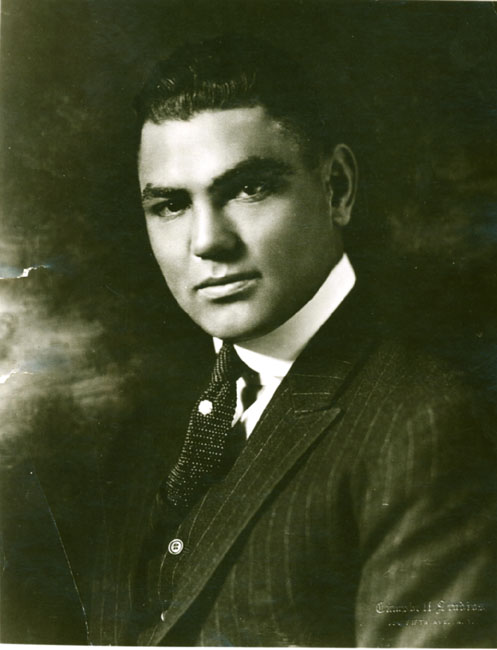 Джек Дэмпси dempseypathestar.jpg