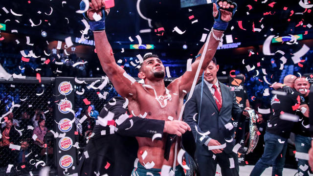 Дуглас Лима. Био от vRINGe.jpg Дуглас Лима. Био от vRINGe.jpg