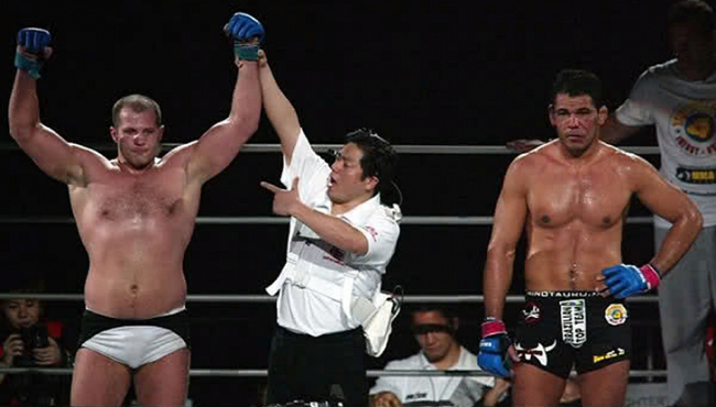 Фёдор Емельяненко: биография, карьера в ММА Фёдор Емельяненко: биография, карьера в ММА