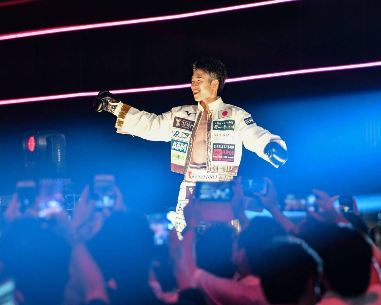 Действующие чемпионы мира по боксу.jpg Действующие чемпионы мира по боксу.jpg