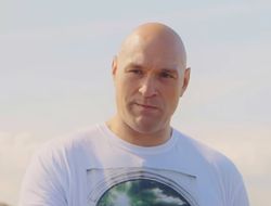 Фьюри: «Ещё 2–3 боя – и всё. Я всех разбил, никого не осталось» фото - Фьюри: «Ещё 2–3 боя – и всё. Я всех разбил, никого не осталось»