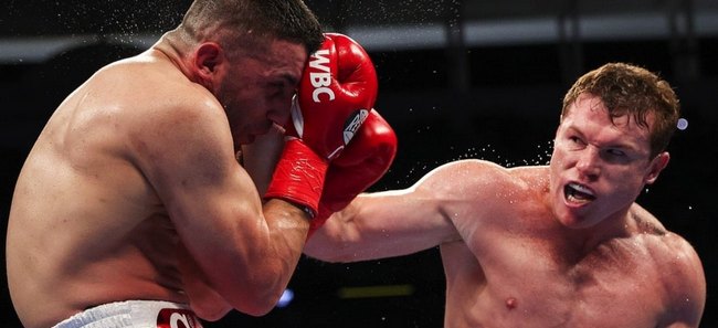 Сауль Канело Альварес vs Авни Йылдырым Йилдирим (фото — Ed Mulholland/Matchrom Boxing) Сауль Канело Альварес vs Авни Йылдырым Йилдирим (фото — Ed Mulholland/Matchrom Boxing)