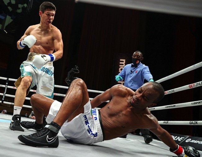 boxing-ENM18607.jpg