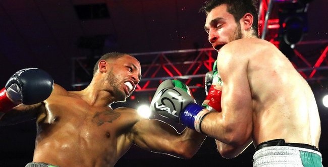0-Rob_Brant_vs_Khasan_Baysangurov_action4.jpg
