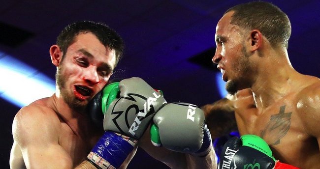 0-Rob_Brant_vs_Khasan_Baysangurov_action7.jpg